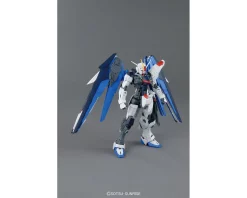 MG 1/100 FREEDOM GUNDAM VER 2.0 -Boutique Gundam GUN83297 4