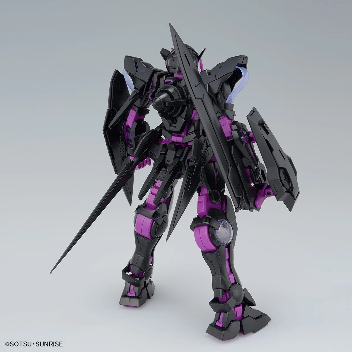 MG 1/100 Gundam Exia (Recirculation Color / Neon Purple) 3 MG 1/100 Gundam Exia (Recirculation Color / Neon Purple) – Image 3