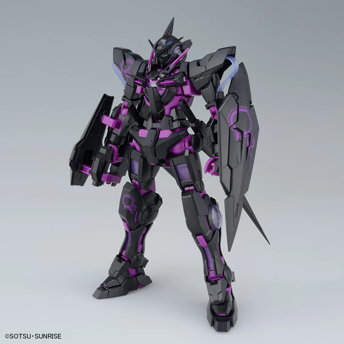 MG 1/100 Gundam Exia (Recirculation Color / Neon Purple) 2 MG 1/100 Gundam Exia (Recirculation Color / Neon Purple) – Image 2